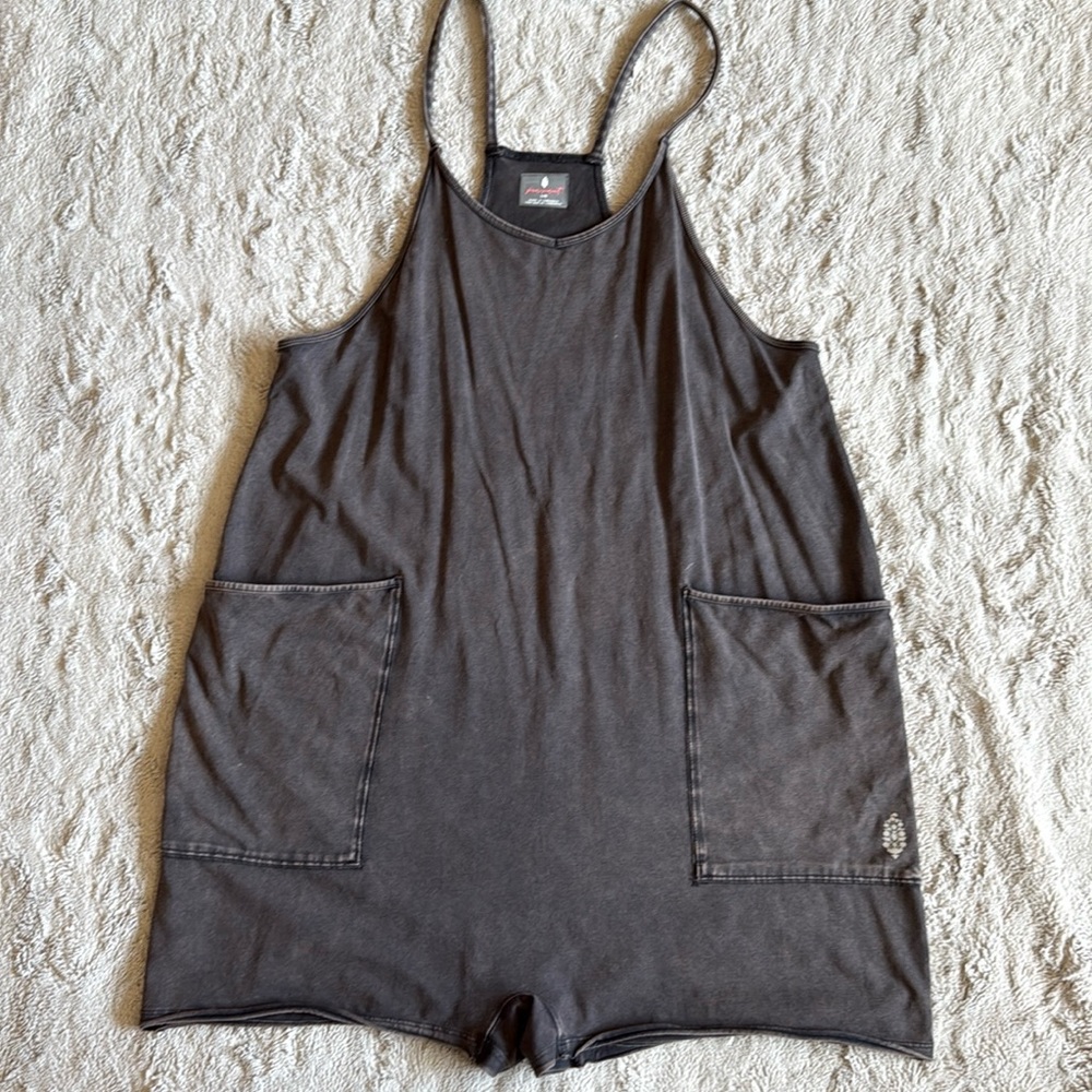 Hot shot Romper